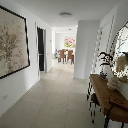 Brand New On Floor, 5 Min From Center, 15 Min From Apartment
